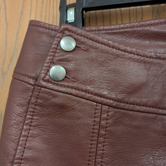 Free People Burgundy Mahogany Faux Leather Mini Skirt-Size 6 - Picture 3 of 5